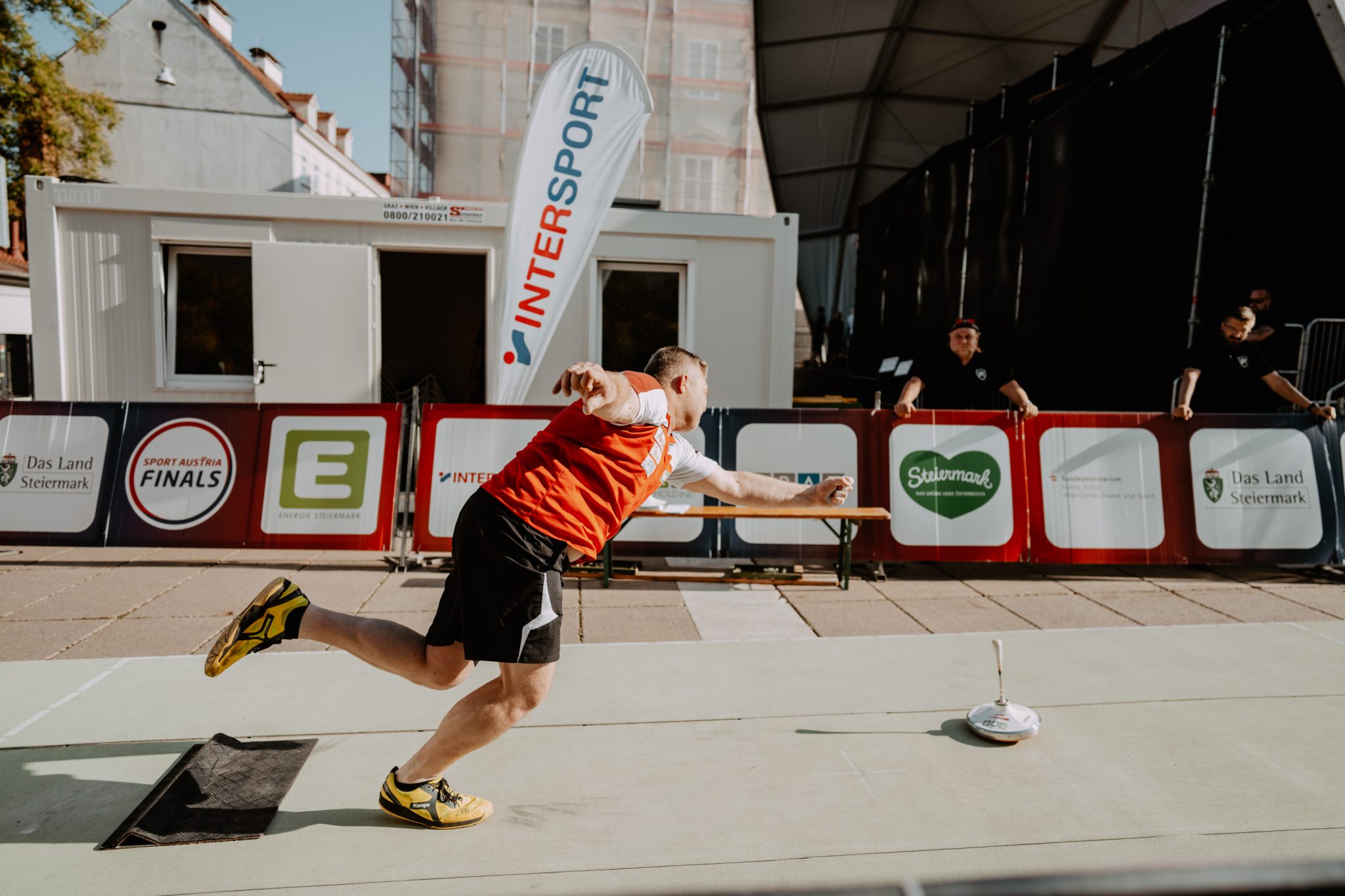 Weitenjagd 2.0 – Sport Austria Finals am Karmeliterplatz in Graz