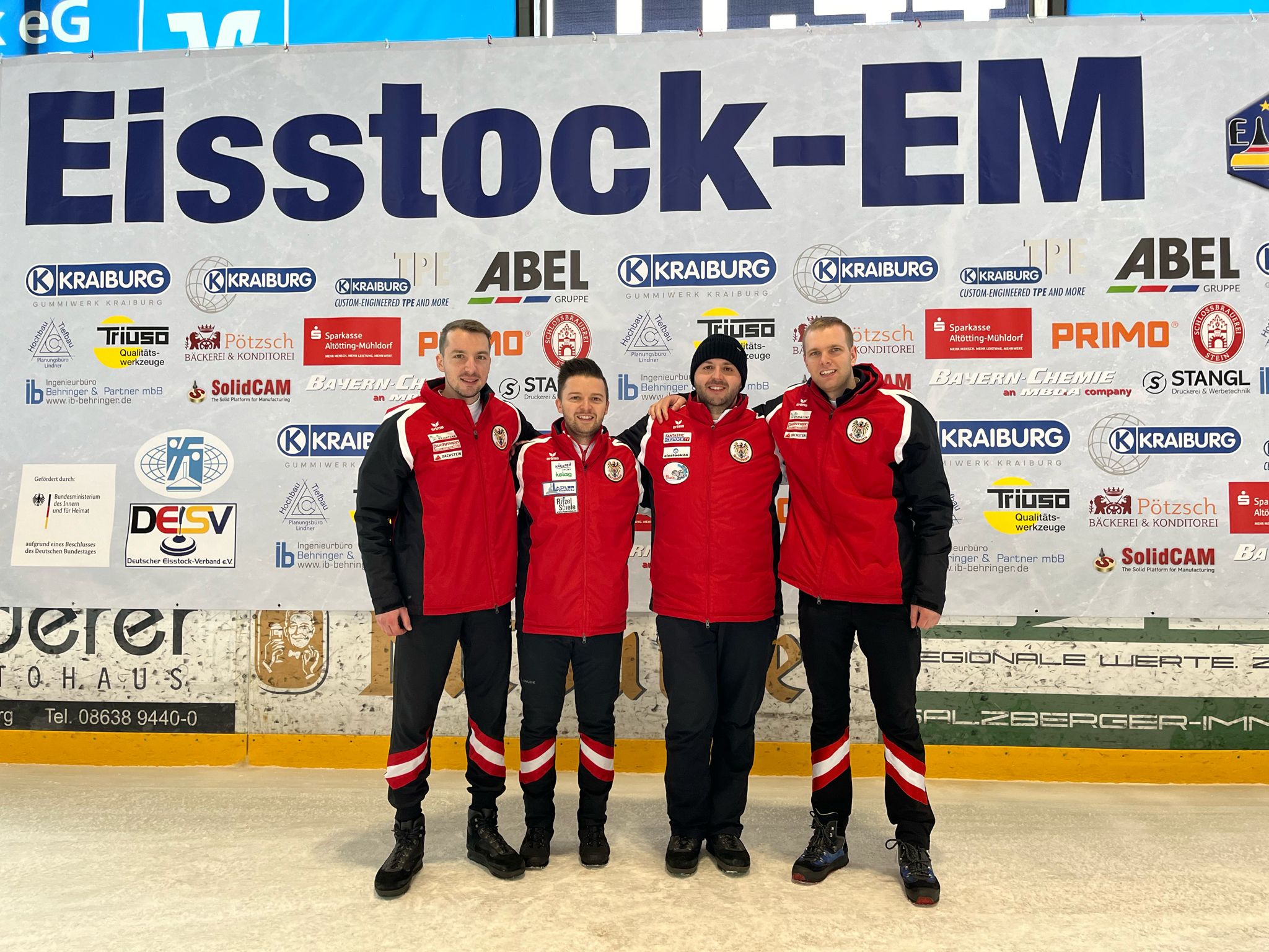 Gold im Team Mixed Bewerb – 2 x Silber in den Teambewerben