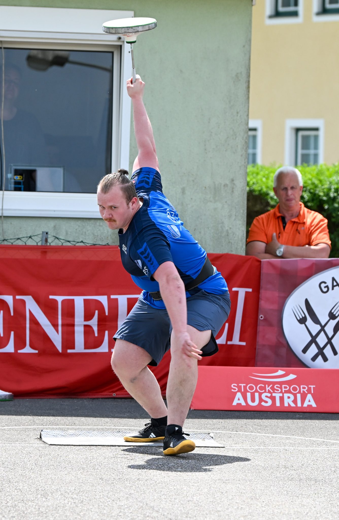Markus Bischof und Lisa-Marie Stampfl Österreichische Meister im Weitenwettbewerb