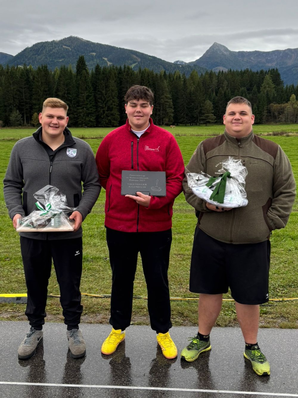 Kalt, nass, spektakulär – Weitenjagd beim Österreich Cup in der Ramsau