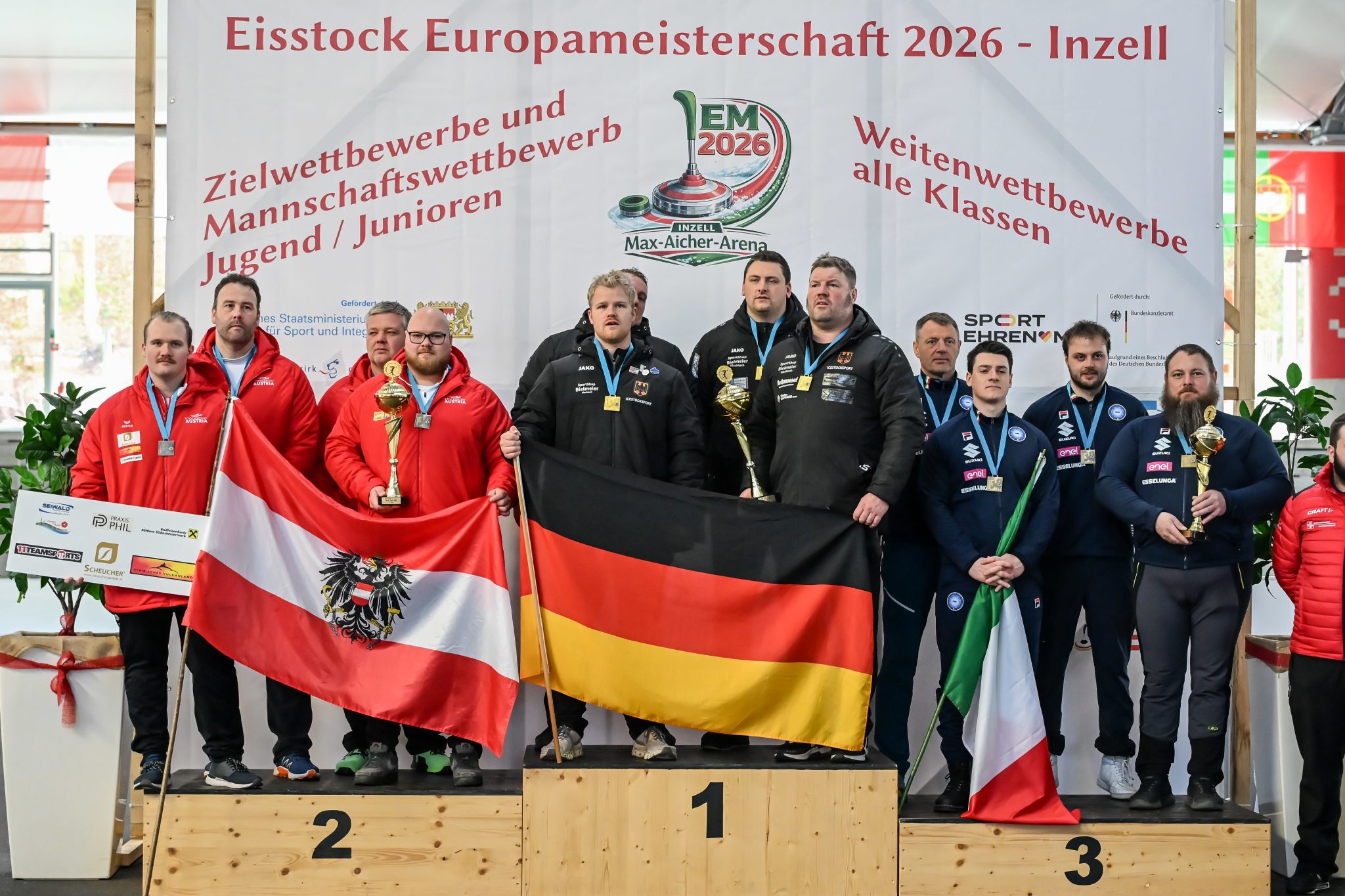 Zweimal Silber in den Team-Weitenbewerben