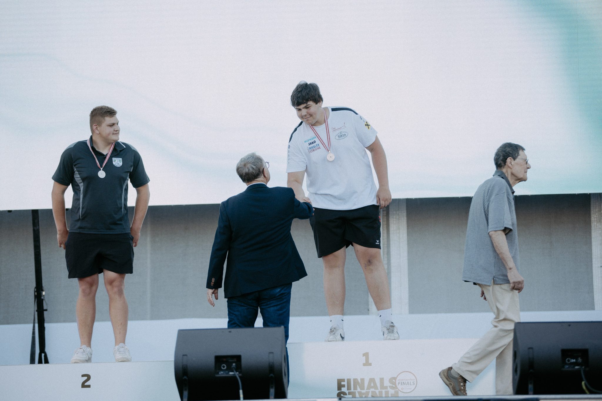 Neubauer und Stampfl sichern sich die Meistertitel am Wiener Rathausplatz Neubauer und Stampfl sichern sich die Meistertitel am Wiener Rathausplatz