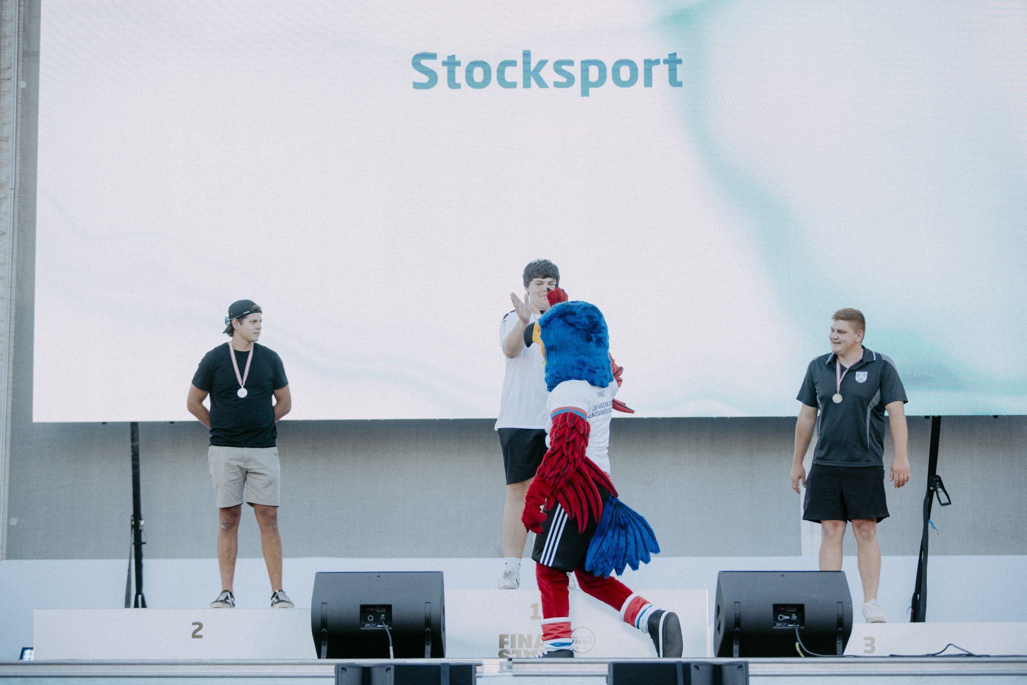 Neubauer und Stampfl sichern sich die Meistertitel am Wiener Rathausplatz Neubauer und Stampfl sichern sich die Meistertitel am Wiener Rathausplatz