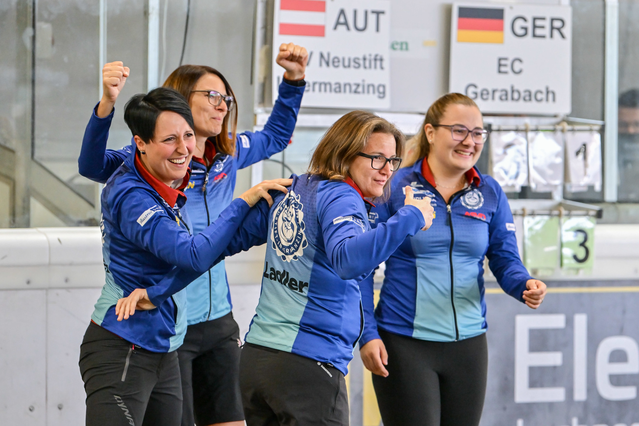 Neustift-Innermanzing erstmals Champions-League-Sieger – die Sammlung ist komplett Neustift-Innermanzing erstmals Champions-League-Sieger – die Sammlung ist komplett